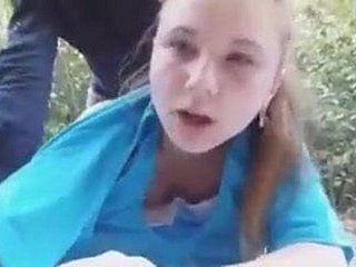 lucu pelacur getting fucked di luar ruangan