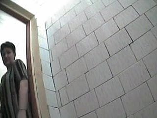 cam tersembunyi di dalam tandas - 2