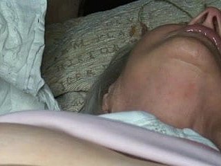 Aquí Cums Granny