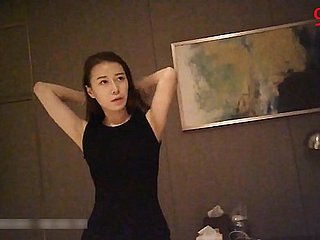 网 红 173 centimetri 性感 长腿 高跟 黑丝 杂志 模特 翘臀 美胸 舔 硬 了 再 操 爽歪歪